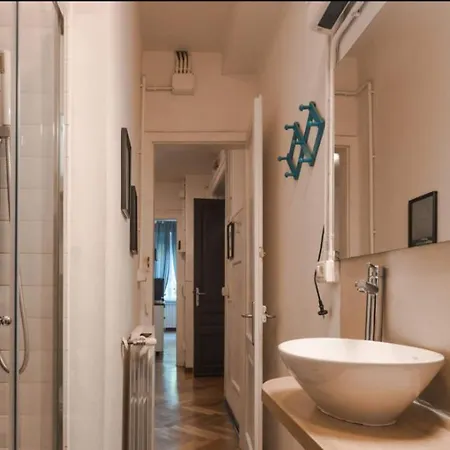 Apartment Vico 4 Charme *